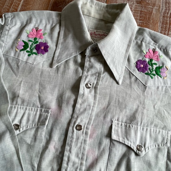 Wrangler permanent press shirt with embroidery - Picture 9 of 16